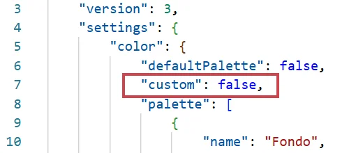 Código de theme.json con la propiedad custom: false resaltada dentro de settings.color para desactivar la selección de colores personalizados en el editor de WordPress. 